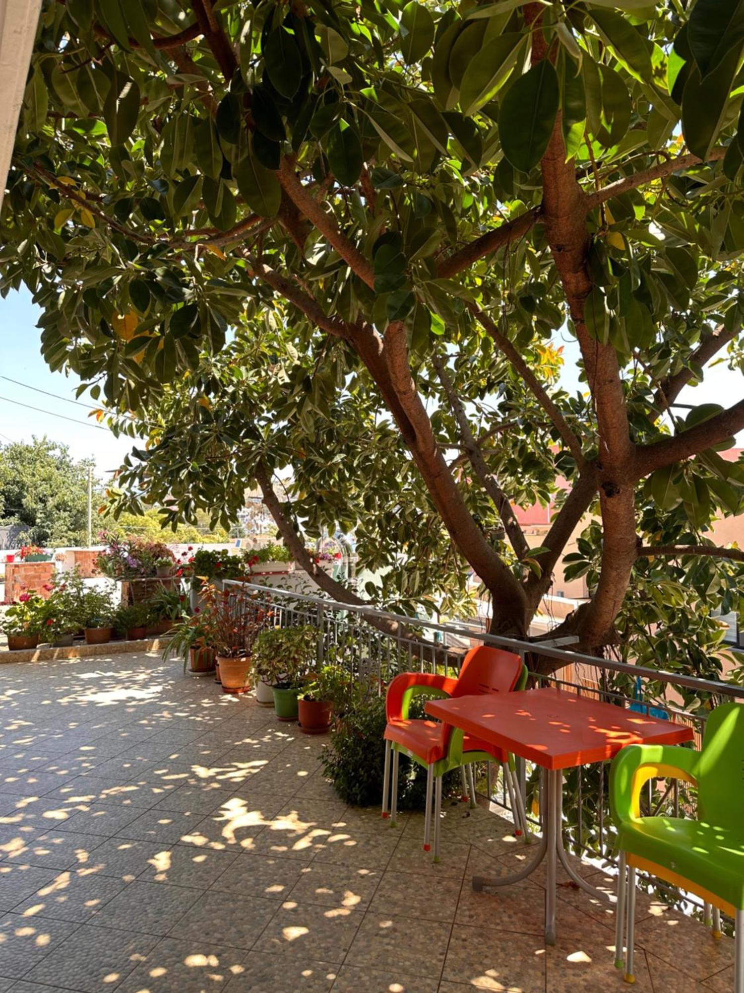 Albi'S Guesthouse Ksamil Exterior foto
